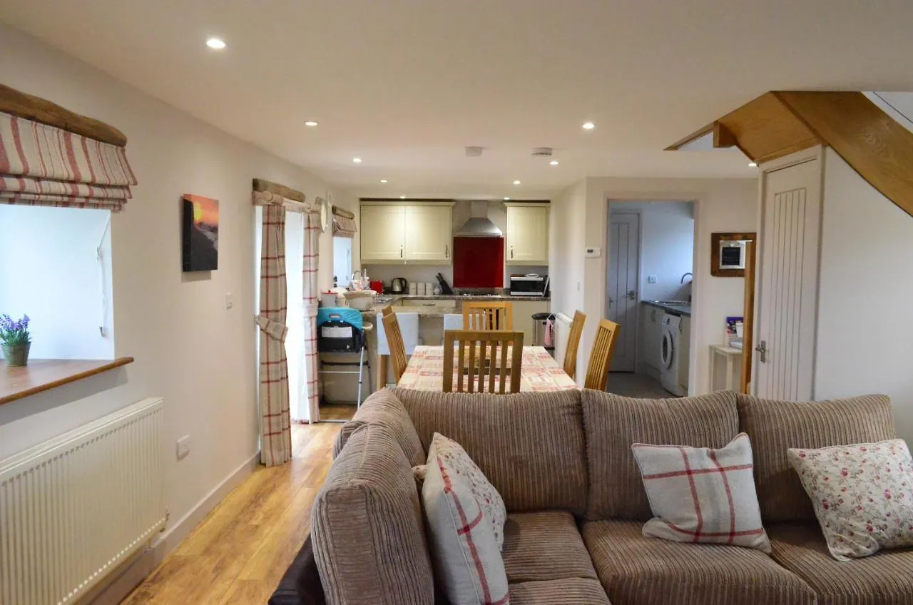 Beautiful Dog Freindly Cottage Near Cardiff, Cowbridge, Barry 0*, Cardiff United Kingdom